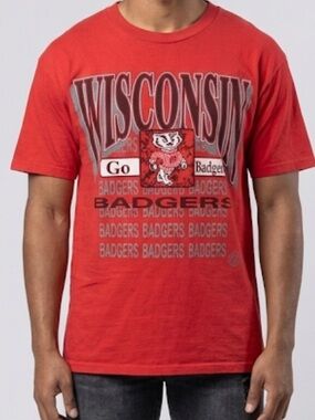 Mascot Sportswear 1993 Wisconsin Badgers Red Graphic Vintage T-Shirt Bucky Rare